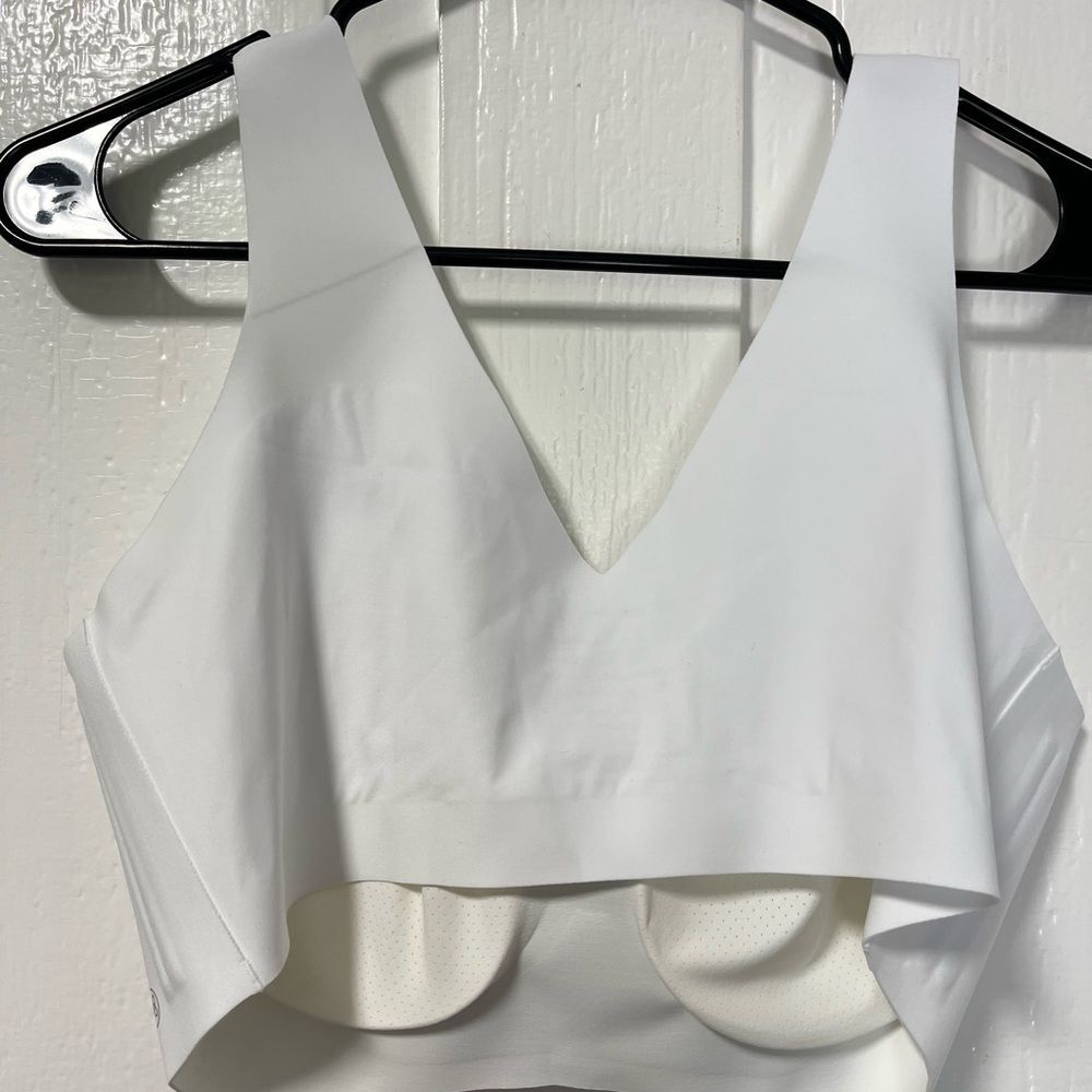 HoneyLove V Neck White seamless Bra padding with side support size 1X - Picture 3 of 7